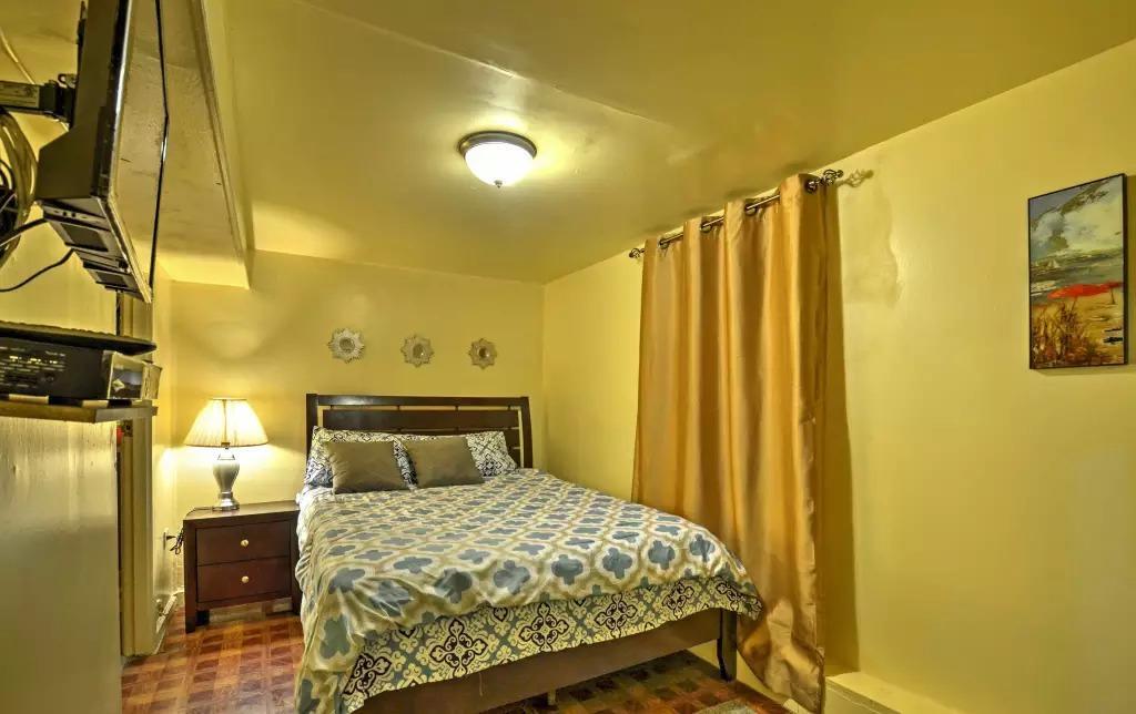 Two Bedroom - North East Bronx Nova York